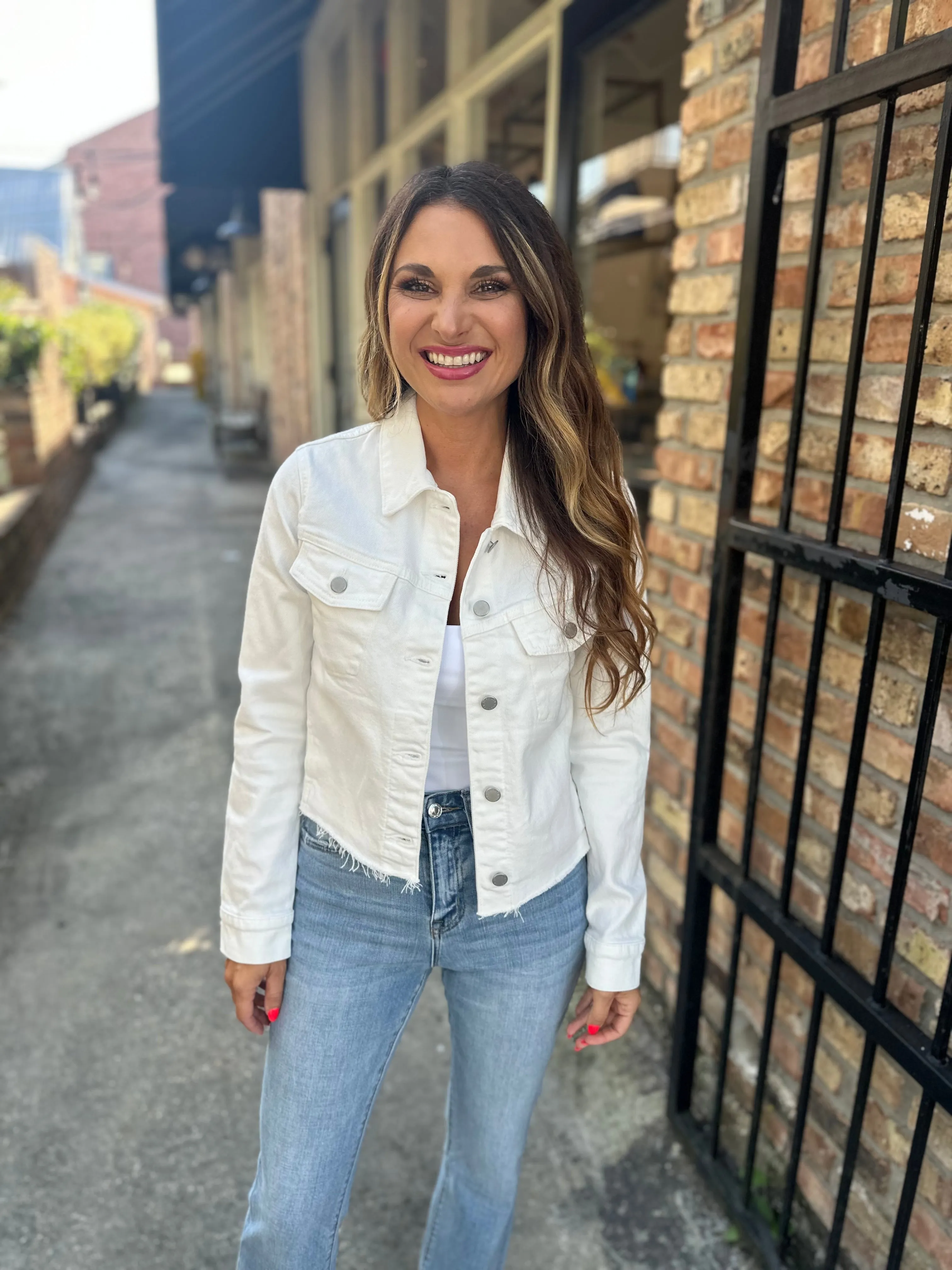 Fray Fitted Denim Jacket- White