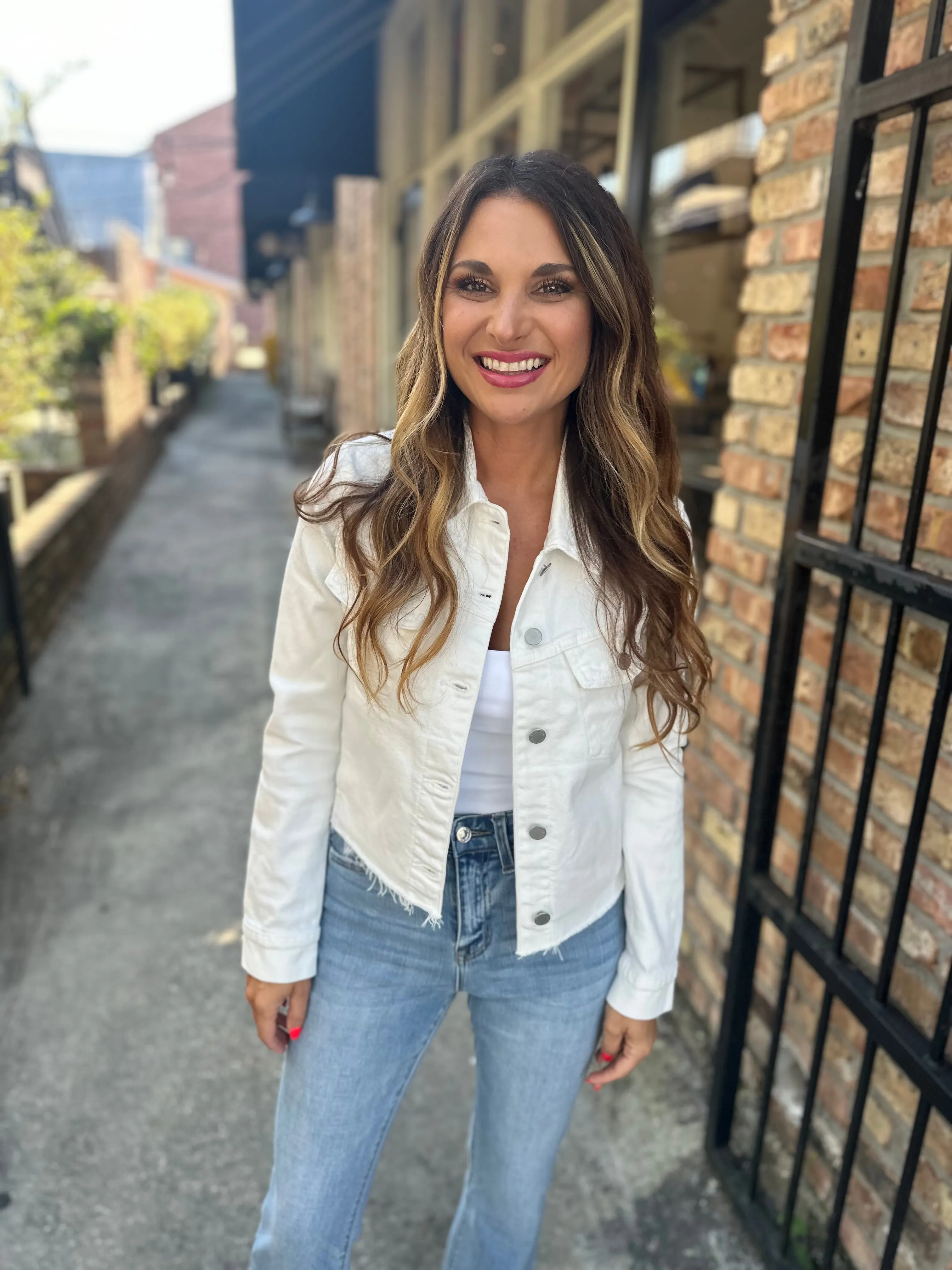Fray Fitted Denim Jacket- White